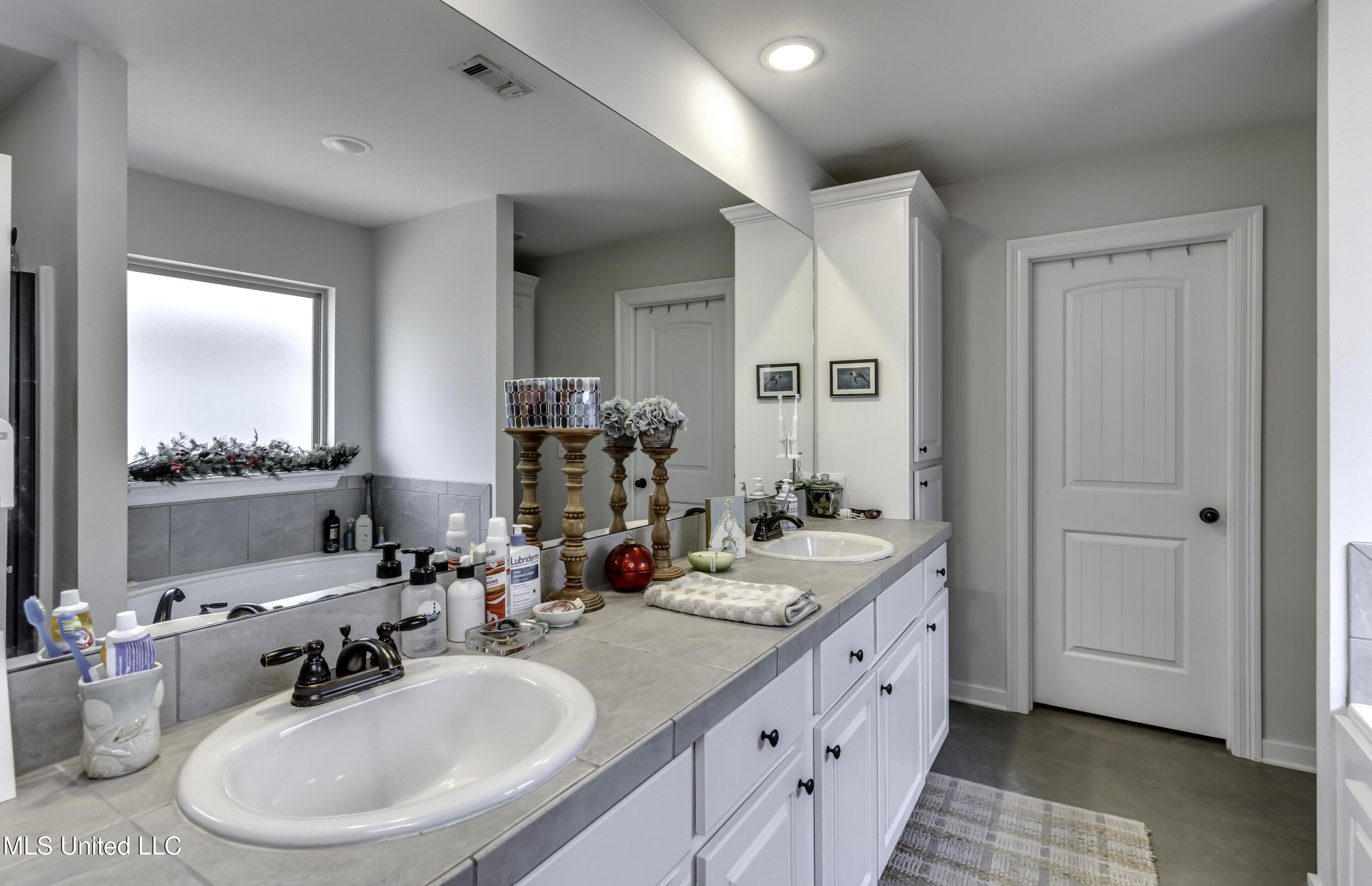 919 Filmore Dr. Brandon, MS 39042 - Photo 24 of 43 919 Filmore Dr--52