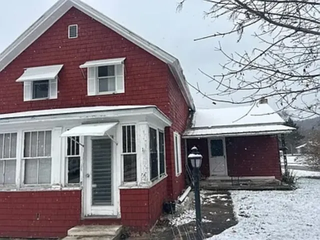 $199,999 | 11 Fairview Avenue, West Rutland, VT 05777