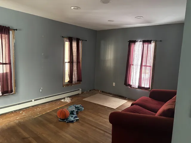 $199,999 | 11 Fairview Avenue, West Rutland, VT 05777