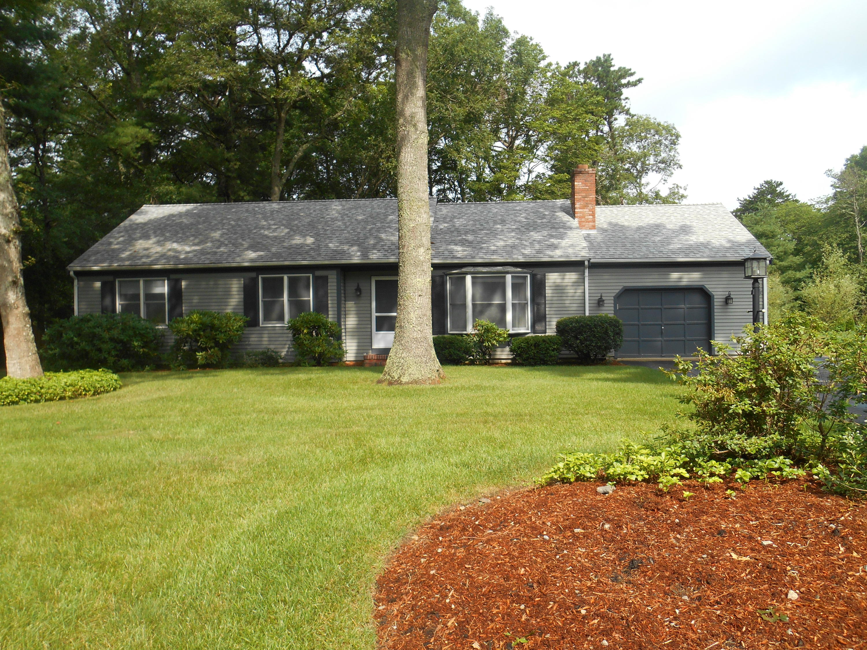 32 Merideth Way Centerville, MA 02632 - Photo 1 of 19 DSCN0058
