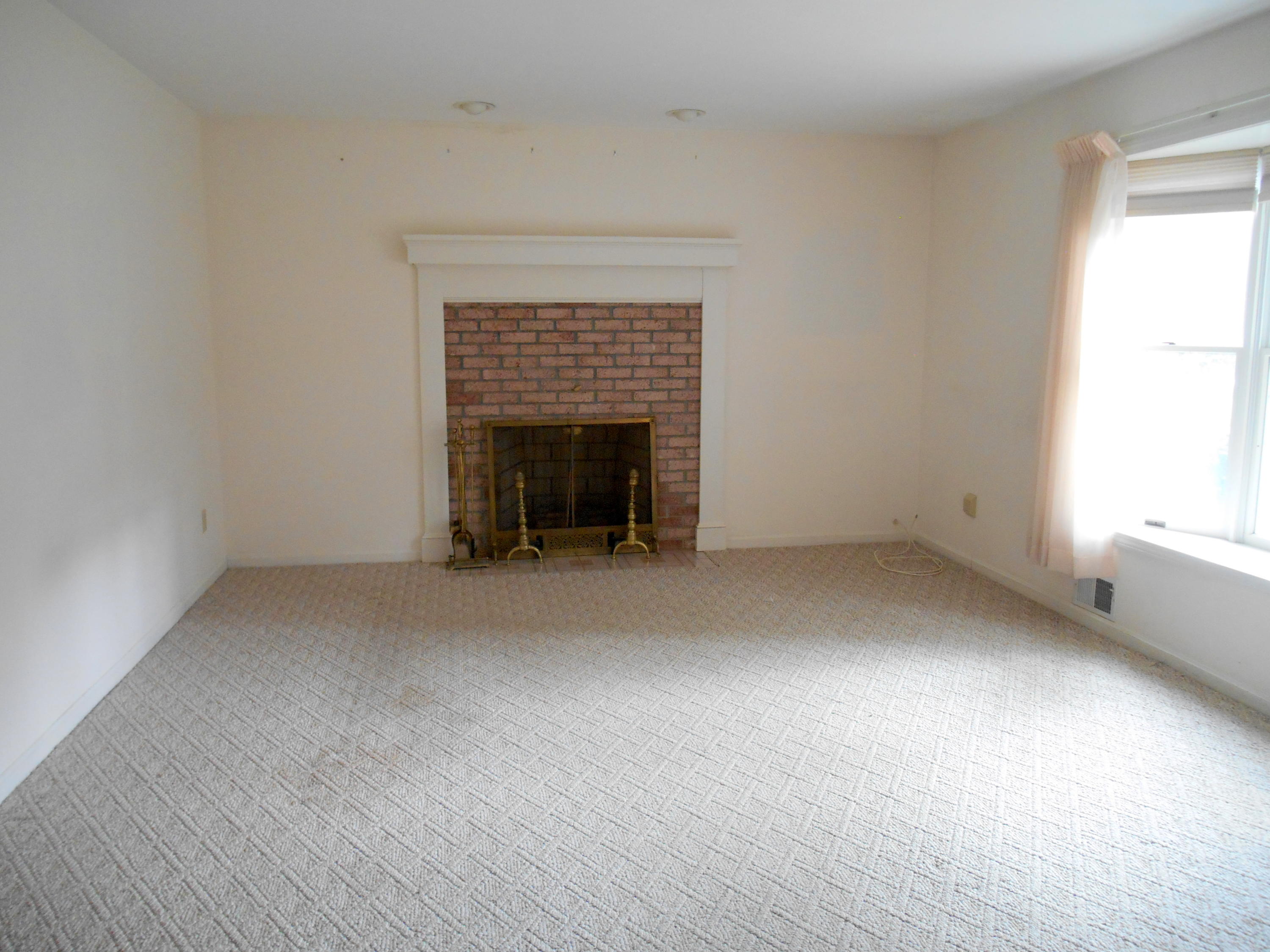 32 Merideth Way Centerville, MA 02632 - Photo 5 of 19 DSCN0056