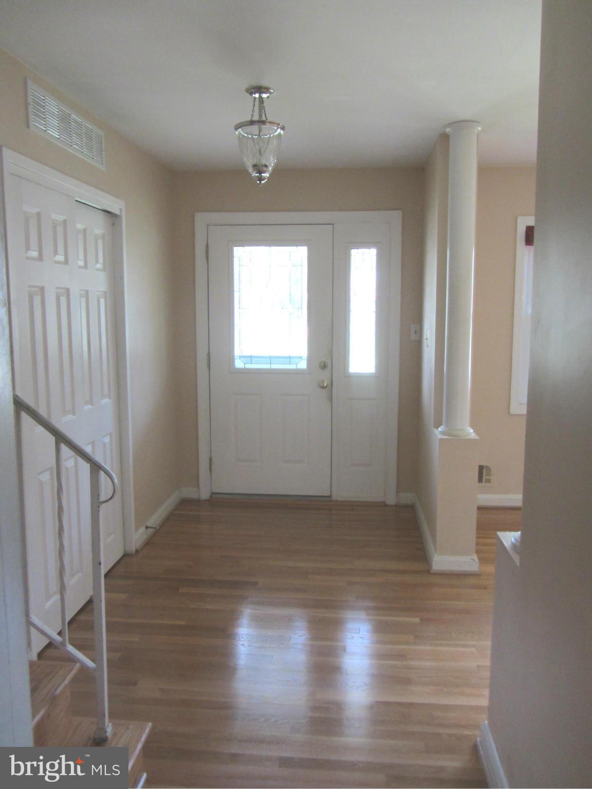 214 Burning Tree Road Lutherville-Timonium, MD 21093 - Photo 3 of 30 Interior (General)