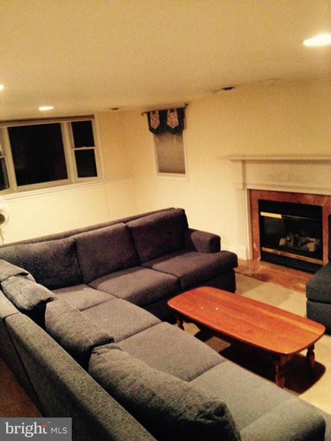 214 Burning Tree Road Lutherville-Timonium, MD 21093 - Photo 10 of 30 Family Room