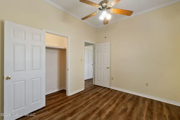 $1,000 | 2 West Lakeview Drive, Unit 4, Columbia, MS 39429