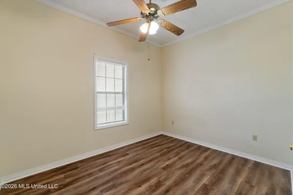 $1,000 | 2 West Lakeview Drive, Unit 4, Columbia, MS 39429