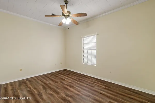 $1,000 | 2 West Lakeview Drive, Unit 4, Columbia, MS 39429