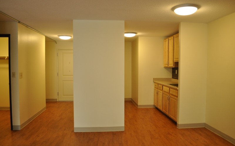 251 Court Street Middletown, CT 06457 - Photo 8 of 9 a view of a hallway with wooden floor