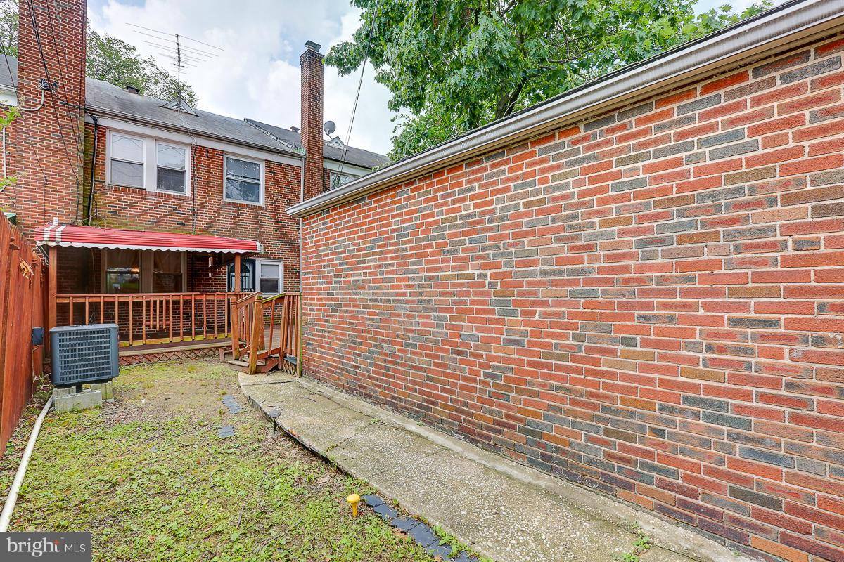 1524 Northgate Road Baltimore, MD 21218 - Photo 21 of 22 Backyard