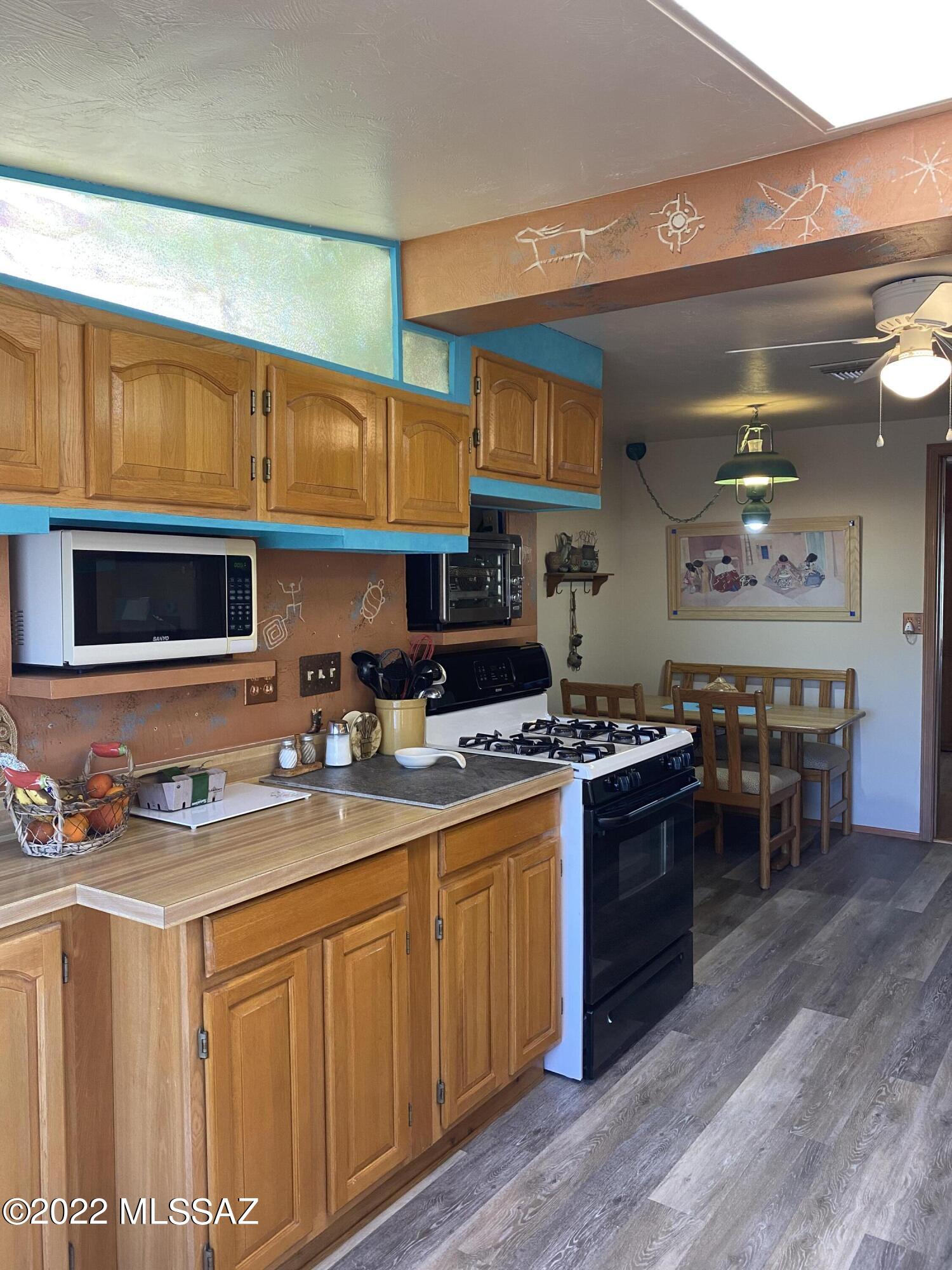 10595 West Mars Road Tucson, AZ 85743 - Photo 14 of 39