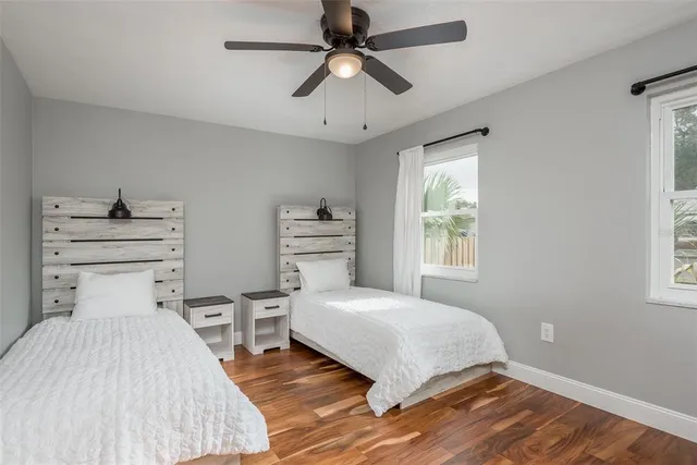 $4,500 | 1762 Bayshore Boulevard, Dunedin, FL 34698