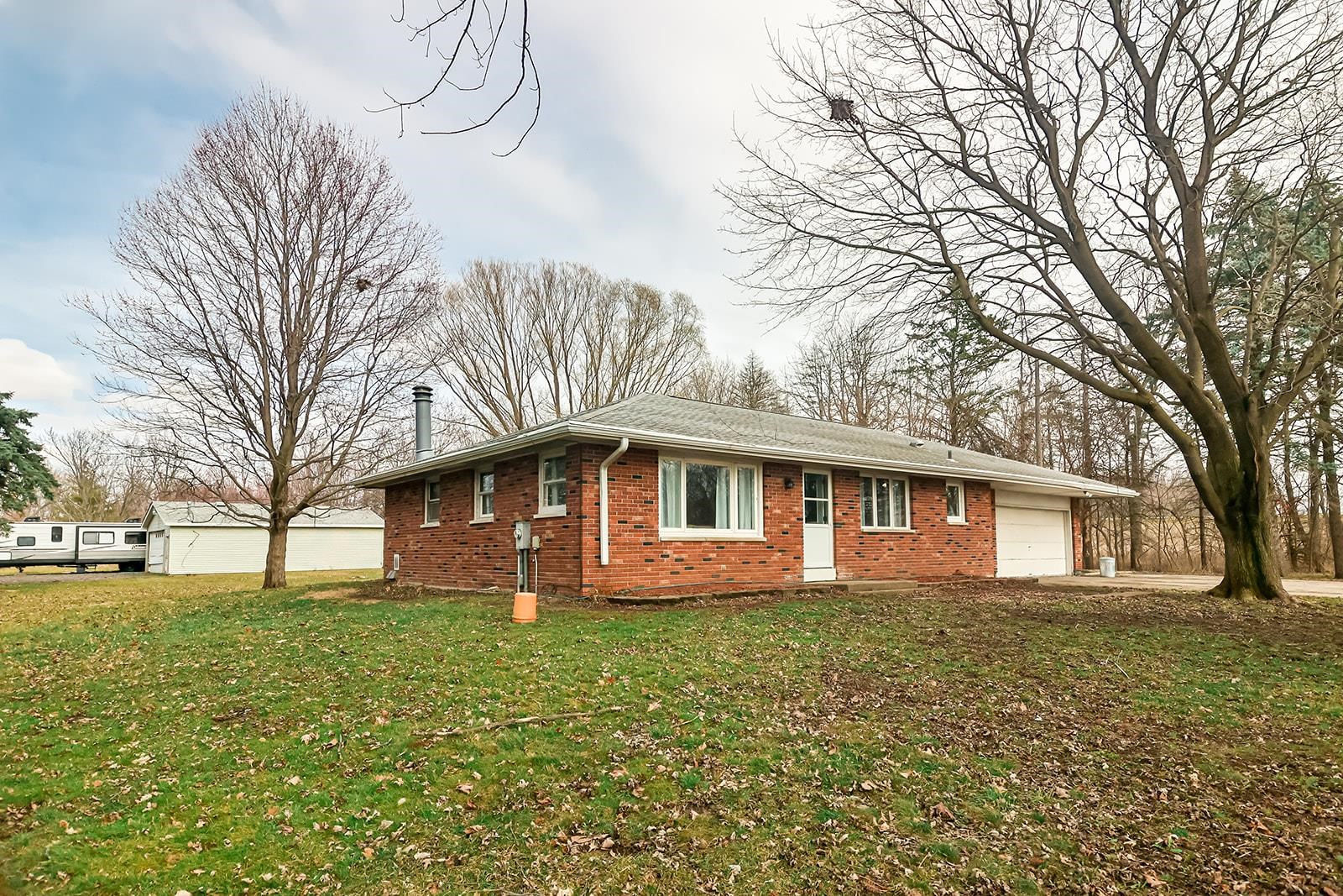 16616 East Crill Road Monroe Center, IL 61052 - Photo 3 of 32 Gallery Image 3