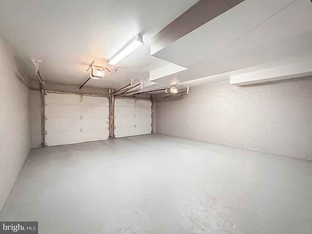 12085 Abby Road Philadelphia, PA 19154 - Photo 29 of 35 Gallery Image 29