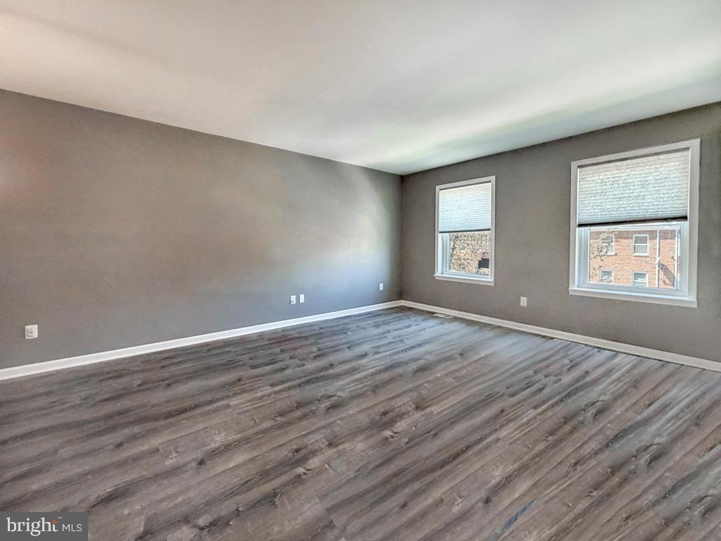 12085 Abby Road Philadelphia, PA 19154 - Photo 4 of 35 Gallery Image 4