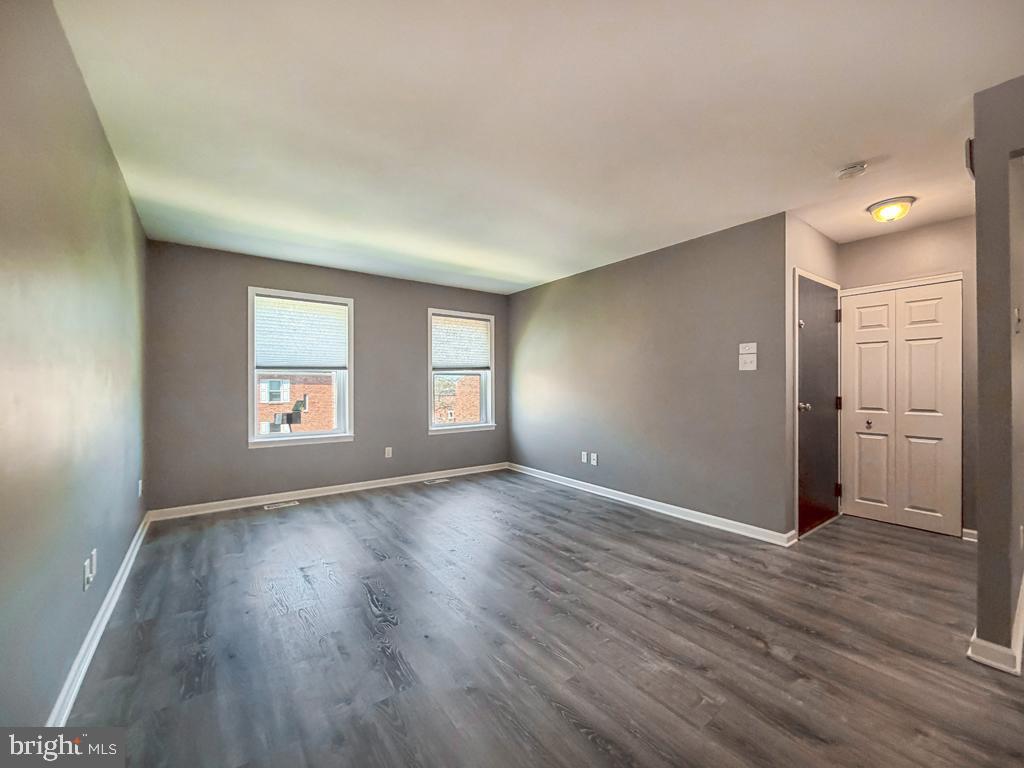 12085 Abby Road Philadelphia, PA 19154 - Photo 6 of 35 Gallery Image 6
