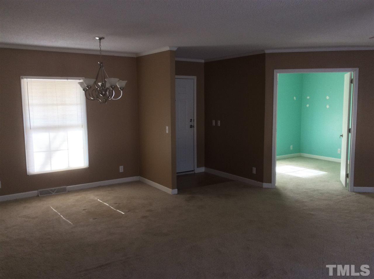 951 Silas Moore Road Benson, NC 27504 - Photo 5 of 7 Gallery Image 5