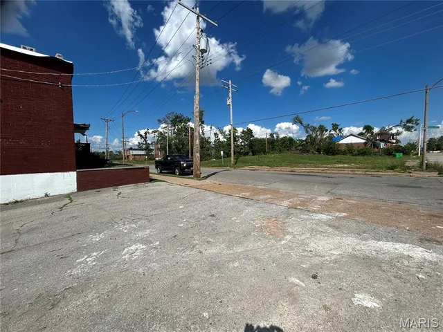 $55,000 | 1929 Marcus Avenue, St. Louis, MO 63113