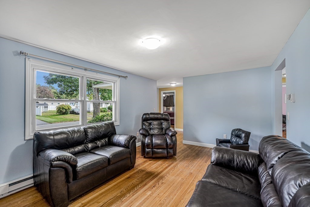 50 Albee Street Springfield, MA 01129 - Photo 6 of 33