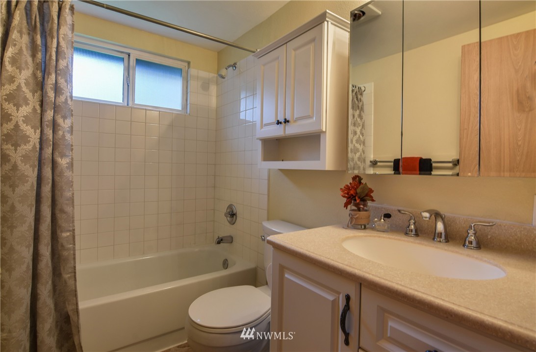 6408 Cady Road Everett, WA 98203 - Photo 12 of 22