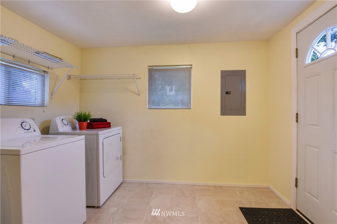 6408 Cady Road Everett, WA 98203 - Photo 17 of 22