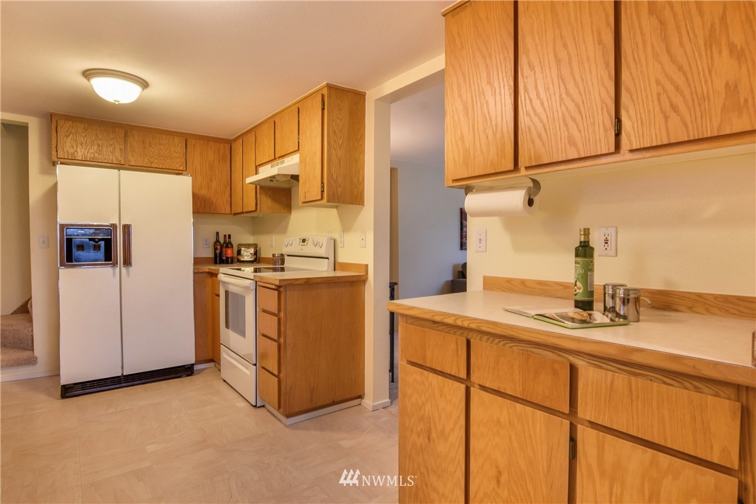 6408 Cady Road Everett, WA 98203 - Photo 7 of 22