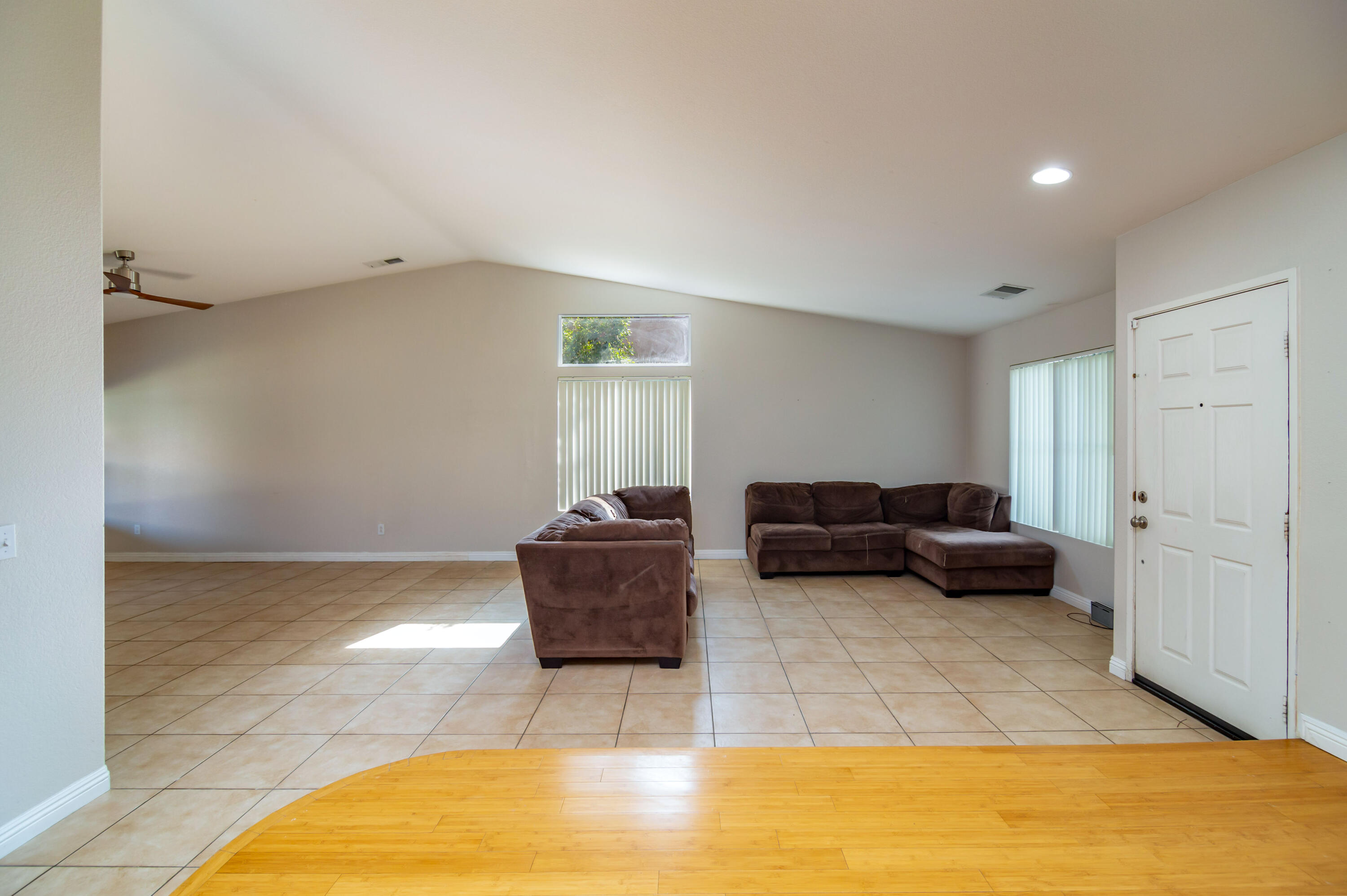 83290 Antigua Drive Indio, CA 92201 - Photo 6 of 31 a living room with furniture