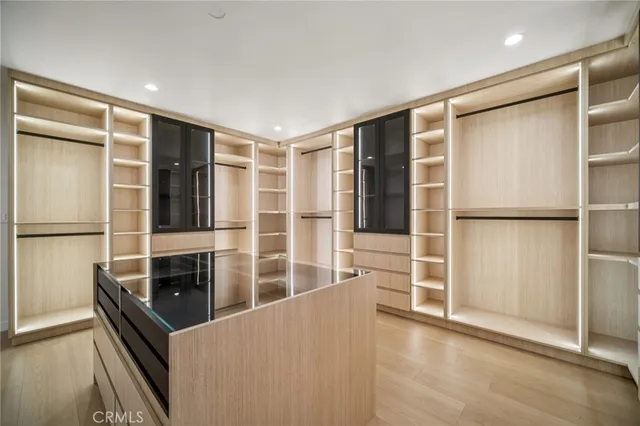 $1,795,000 | 17158 Citronia Street, Northridge, CA 91325