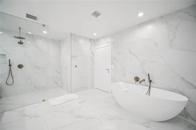 $1,795,000 | 17158 Citronia Street, Northridge, CA 91325