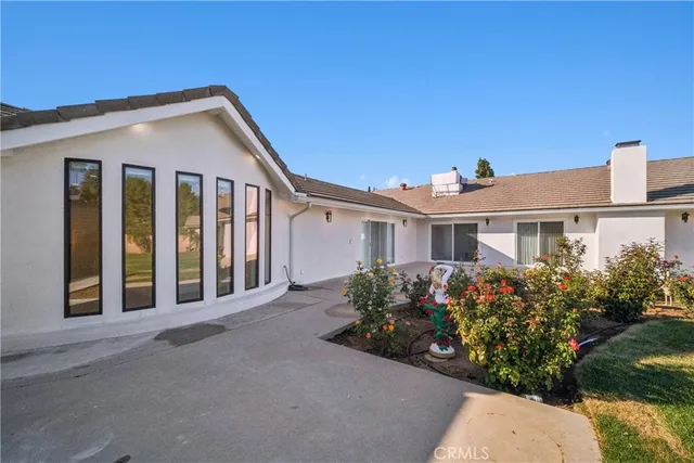 $1,795,000 | 17158 Citronia Street, Northridge, CA 91325