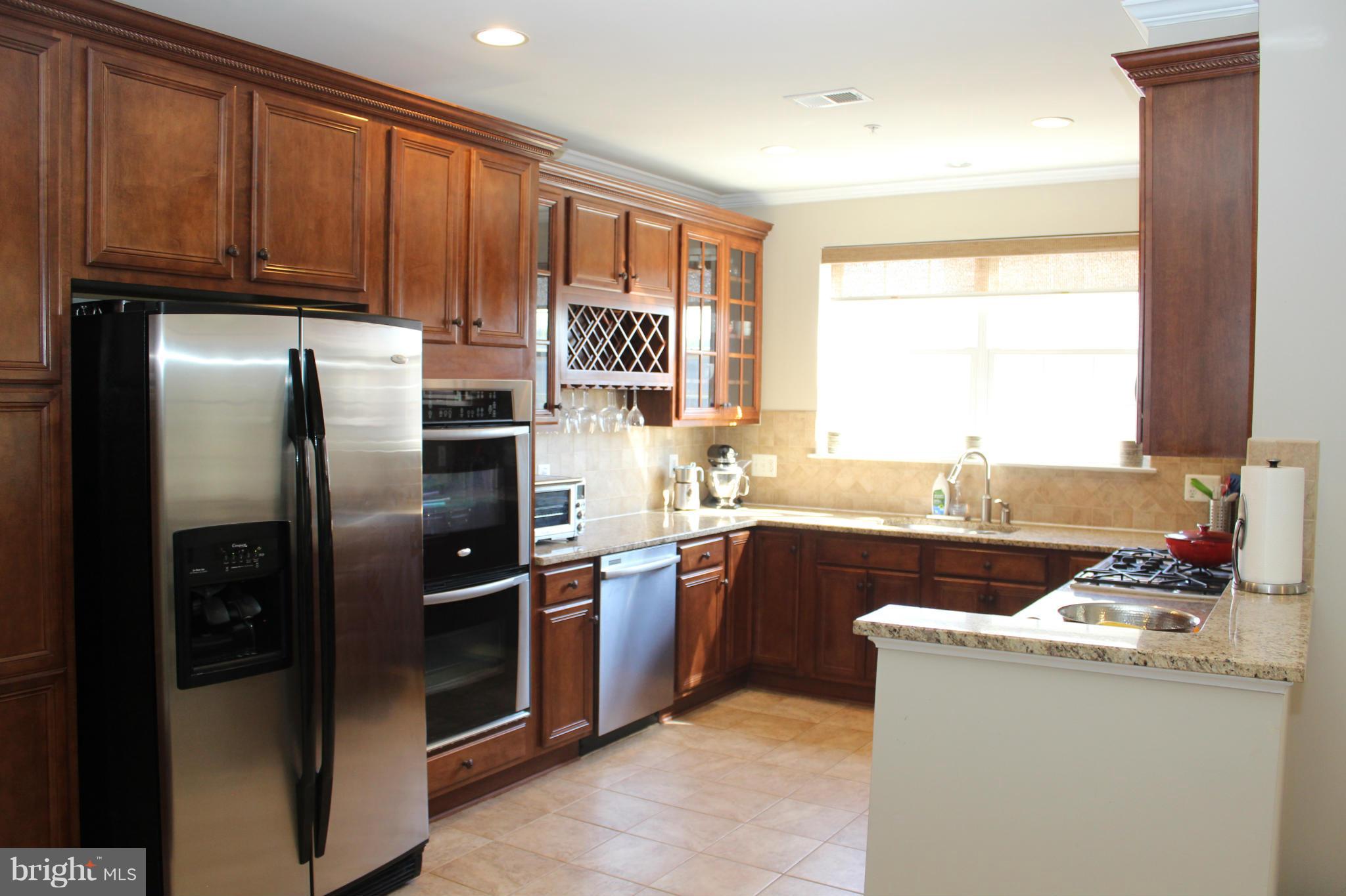 12430 Liberty Bridge Road Fairfax, VA 22033 - Photo 2 of 27 Kitchen