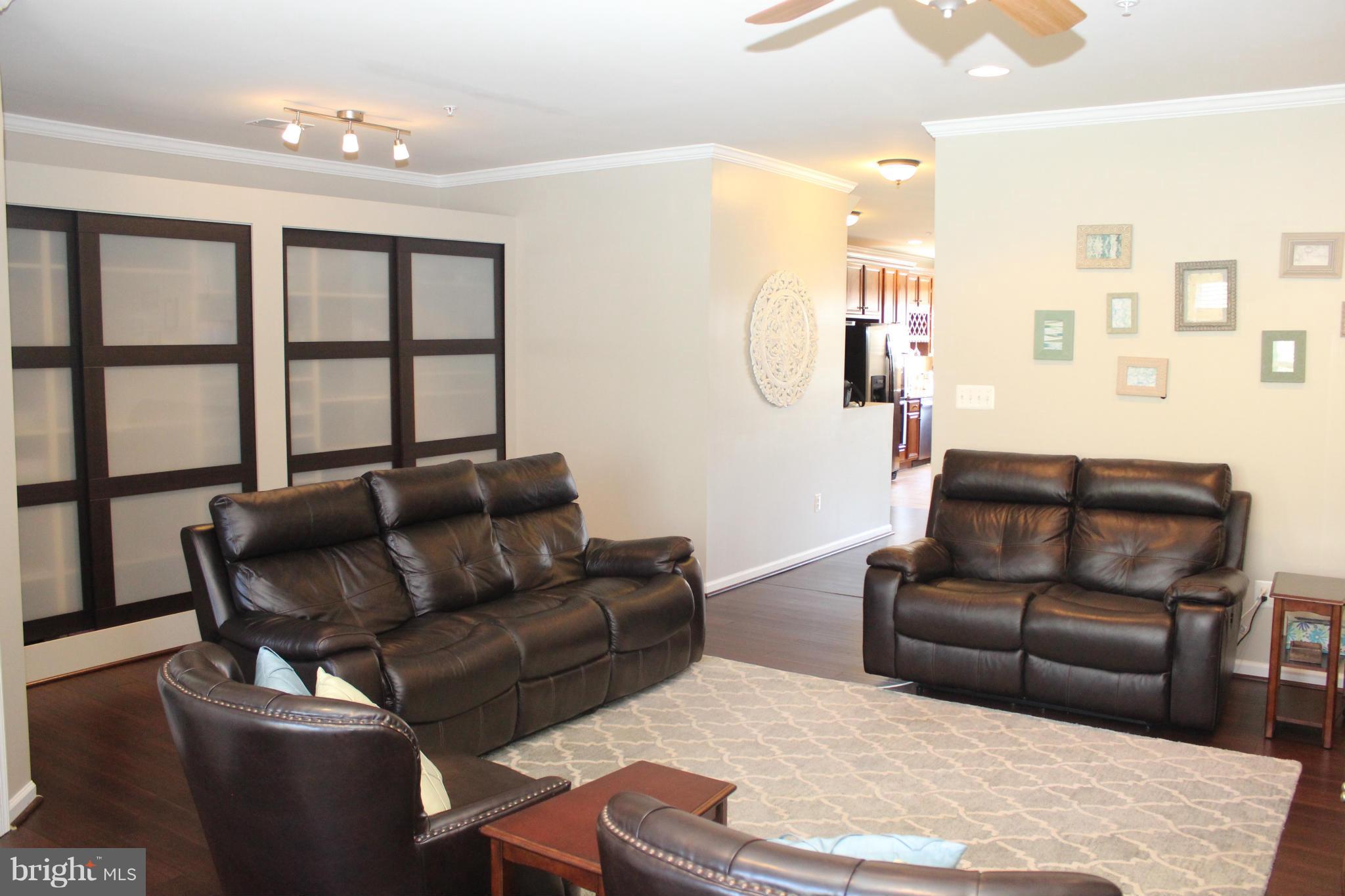 12430 Liberty Bridge Road Fairfax, VA 22033 - Photo 12 of 27 Family Room