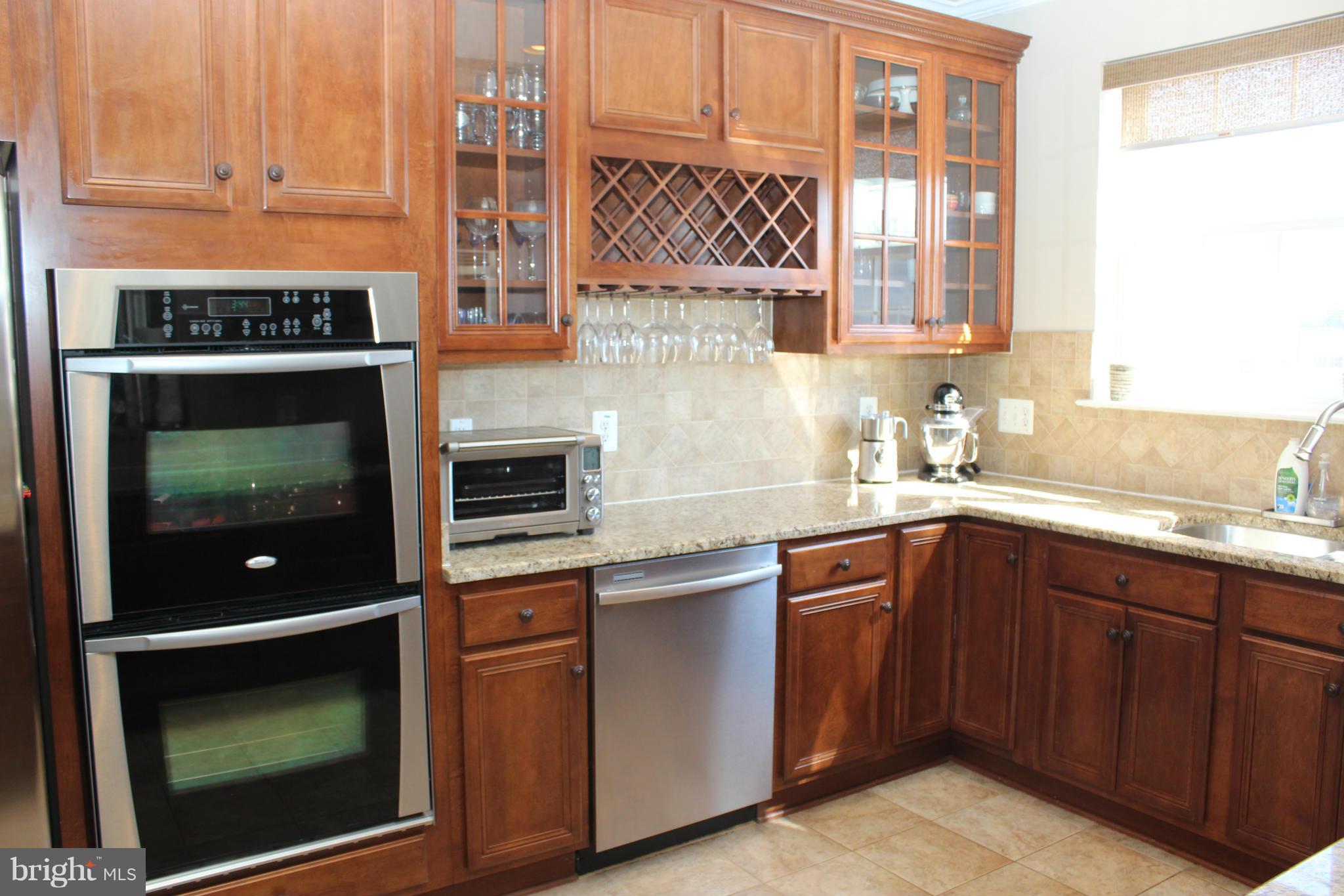 12430 Liberty Bridge Road Fairfax, VA 22033 - Photo 3 of 27 Kitchen