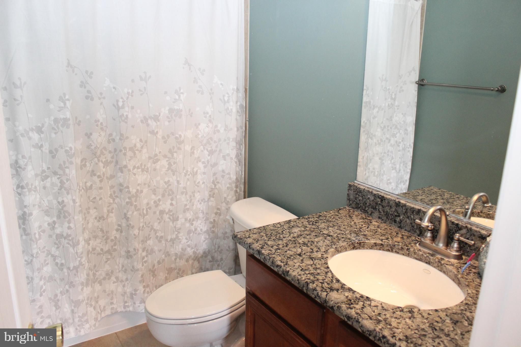12430 Liberty Bridge Road Fairfax, VA 22033 - Photo 22 of 27 Bath