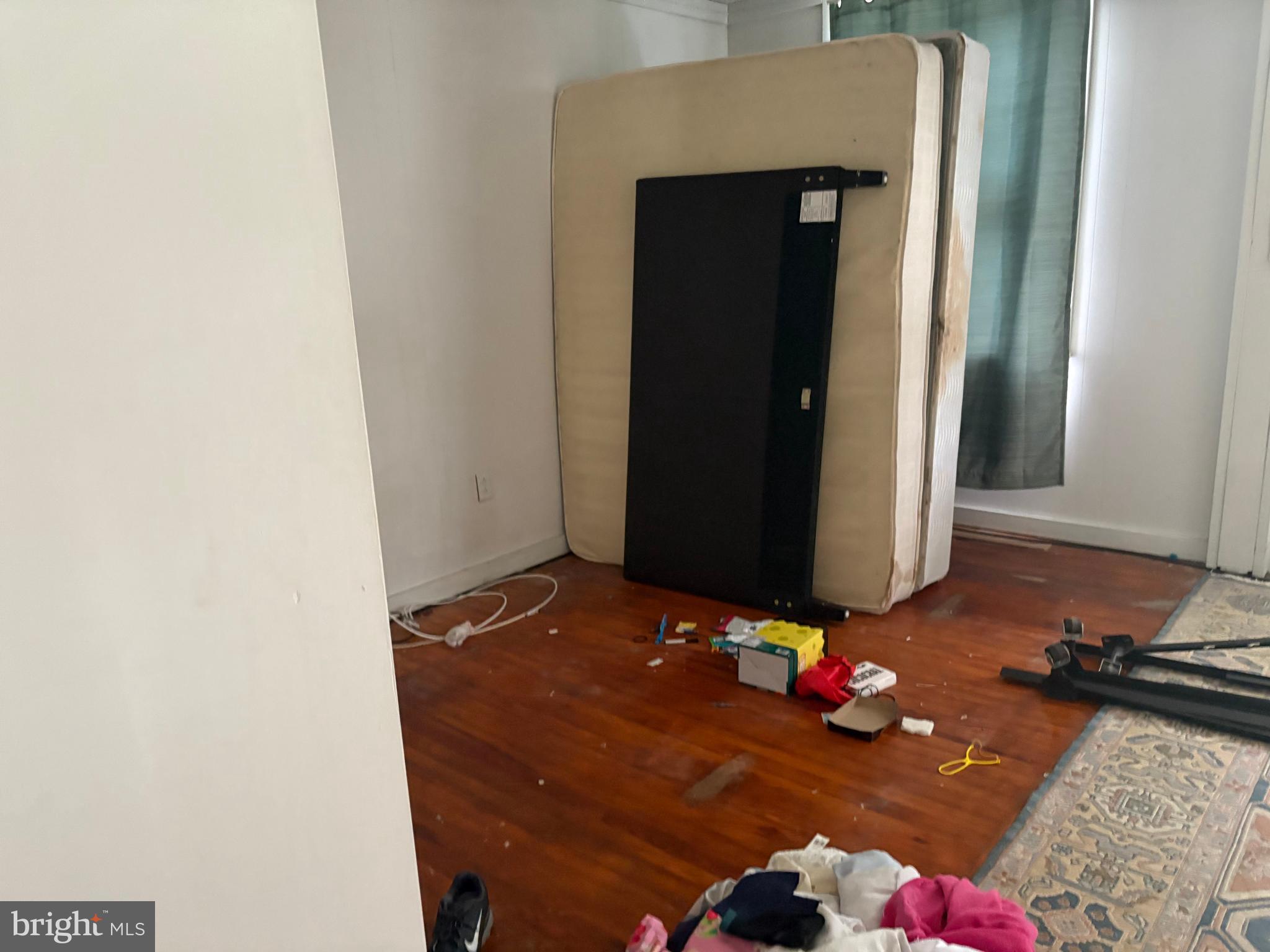 309 South Main Street Hurlock, MD 21643 - Photo 27 of 53 a room with a window