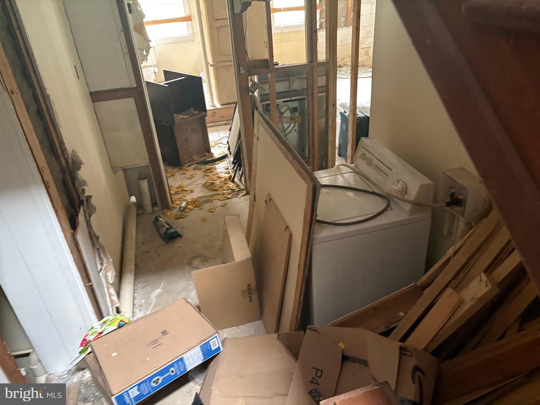 309 South Main Street Hurlock, MD 21643 - Photo 33 of 53 a view of living room with furniture and a window