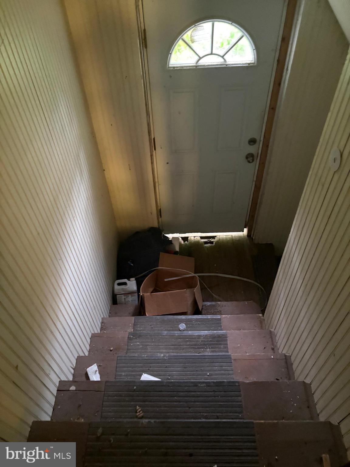 309 South Main Street Hurlock, MD 21643 - Photo 50 of 53 a view of entryway