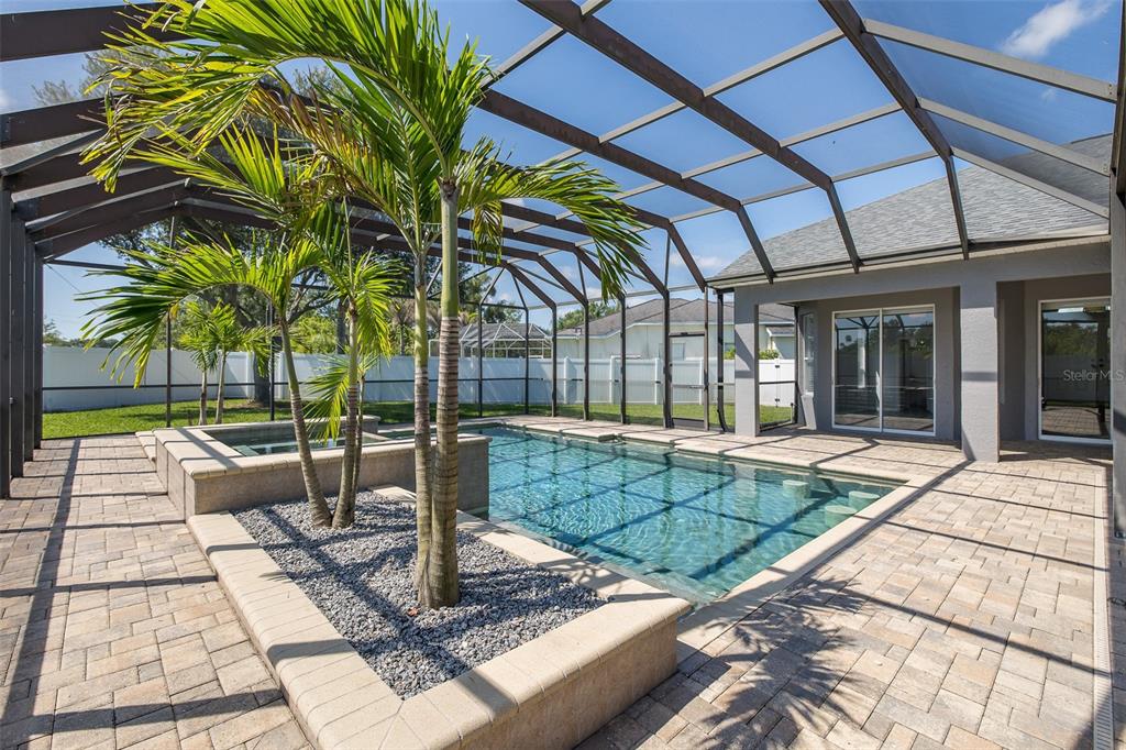 8918 Linebrook Drive Trinity, FL 34655 - Photo 3 of 76