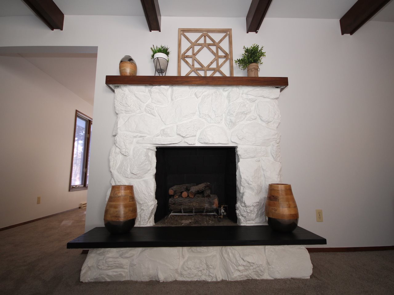 4122 South Meridian Road Mount Pleasant, MI 48858 - Photo 4 of 29 1837445-3.JPG