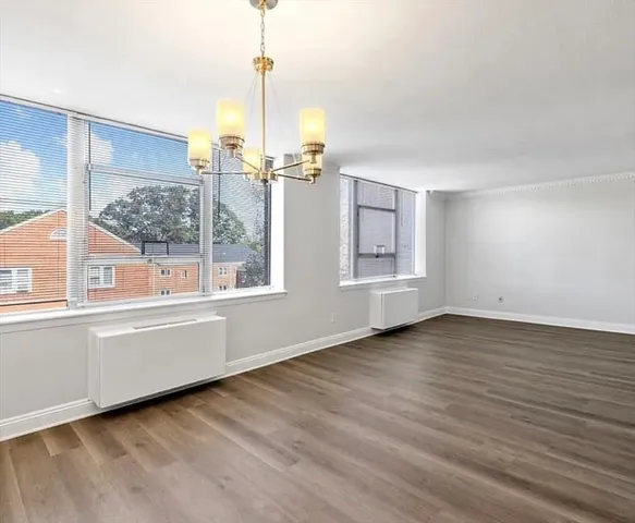 $3,850 | 20 Hammond Pond Parkway, Unit 305, Newton, MA 02467