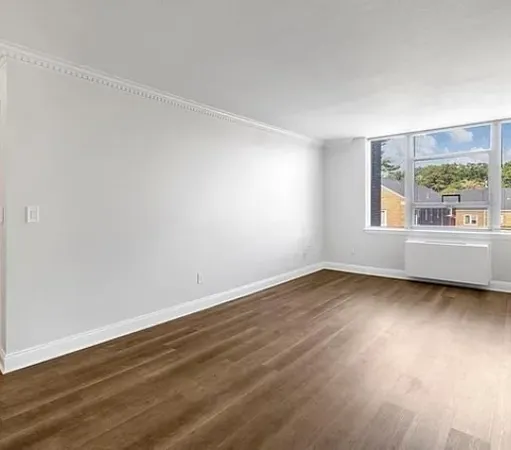 $3,650 | 20 Hammond Pond Parkway, Unit 305, Newton, MA 02467