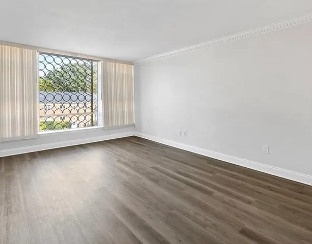 $3,850 | 20 Hammond Pond Parkway, Unit 305, Newton, MA 02467