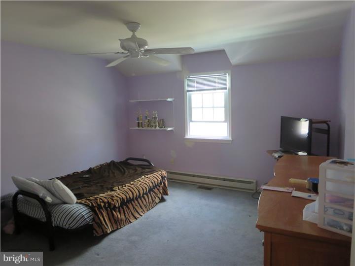 417 Gladstone Road Langhorne, PA 19047 - Photo 14 of 21 Bedroom 2