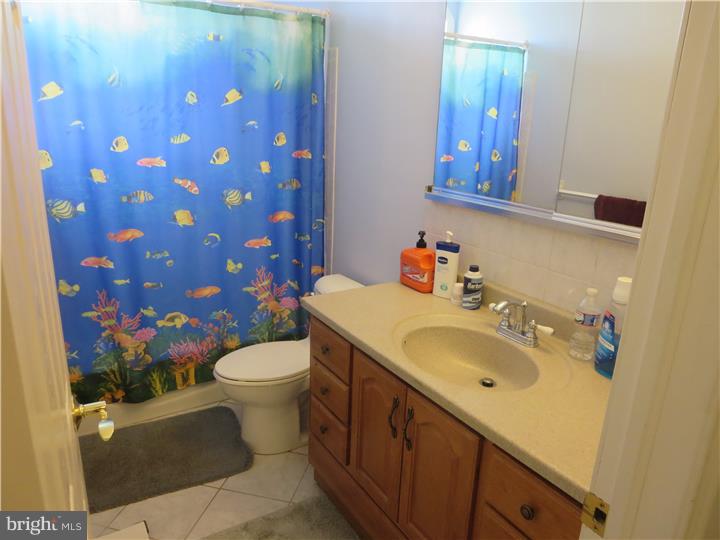 417 Gladstone Road Langhorne, PA 19047 - Photo 17 of 21 Bathroom