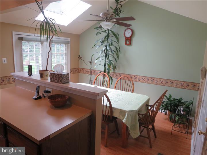 417 Gladstone Road Langhorne, PA 19047 - Photo 7 of 21 Kitchen