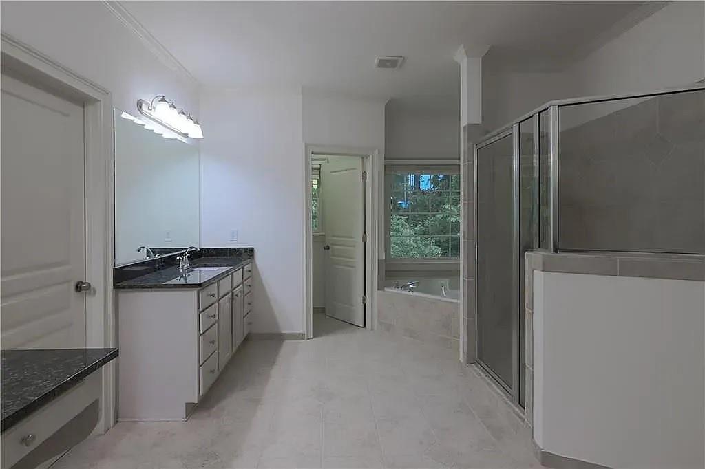 996 Pitts Road Sandy Springs, GA 30350 - Photo 12 of 21