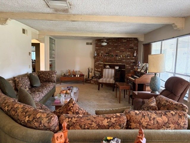 3572 Ranch View Lane Bishop, CA 93514 - Photo 4 of 15 Living room