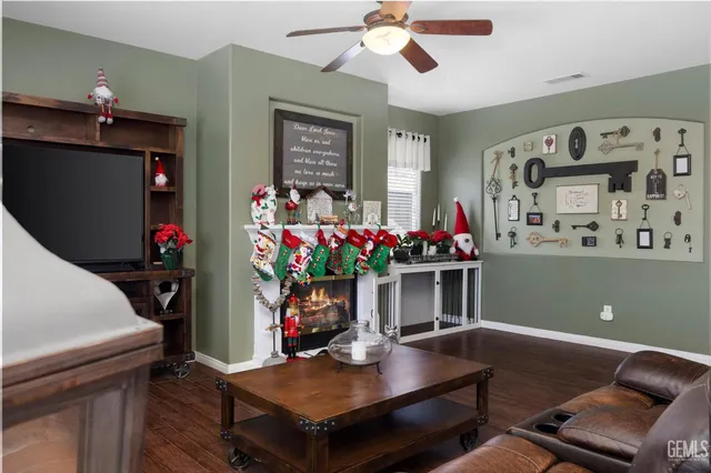 $595,000 | Undisclosed Address, Bakersfield, CA 93312