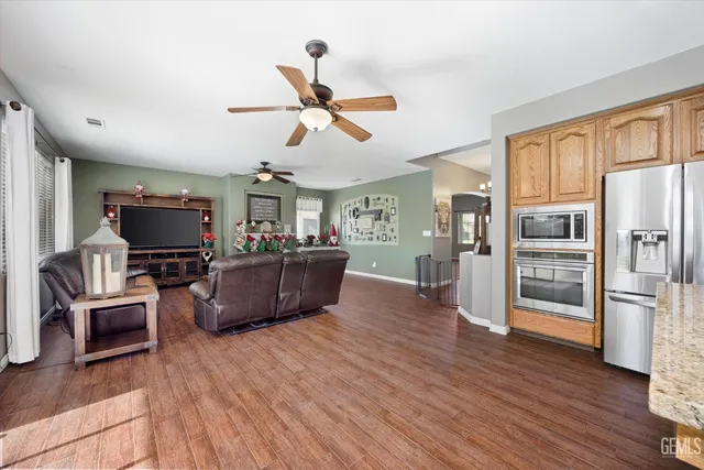 $595,000 | Undisclosed Address, Bakersfield, CA 93312