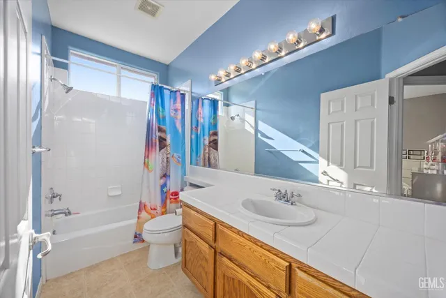 $595,000 | Undisclosed Address, Bakersfield, CA 93312