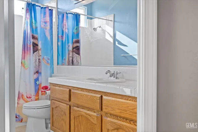 $595,000 | Undisclosed Address, Bakersfield, CA 93312