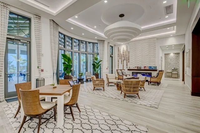 $5,000 | 10405 Northbrook Circle, Palm Beach Gardens, FL 33412